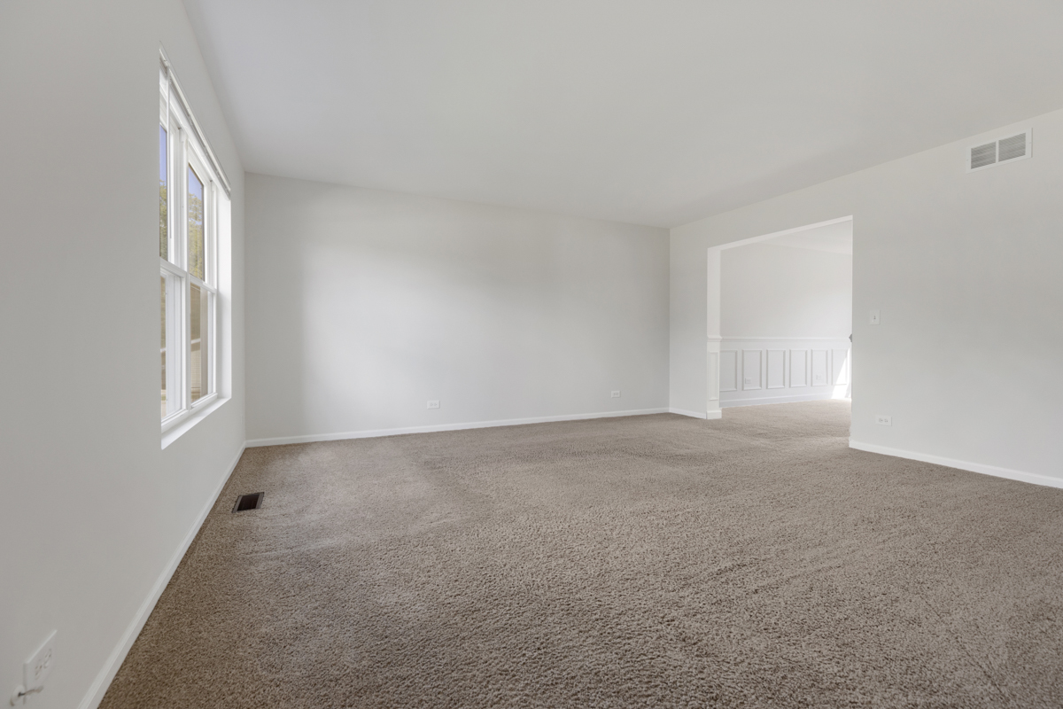 399 Fulton Street South Elgin, IL 60177 - Photo 8 of 36