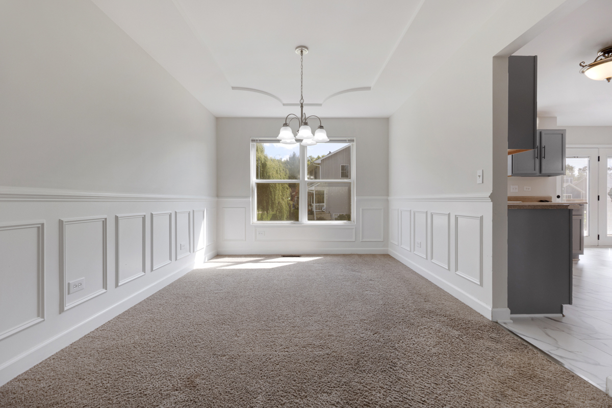 399 Fulton Street South Elgin, IL 60177 - Photo 9 of 36