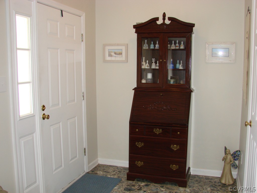 5608 Whitesell Road Louisa, VA 23093 - Photo 5 of 24 Gallery Image 5