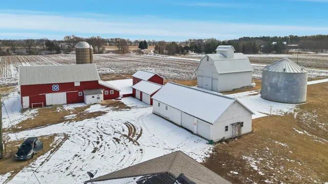 $595,000 | 18521 Anderson Road, Prophetstown, IL 61277