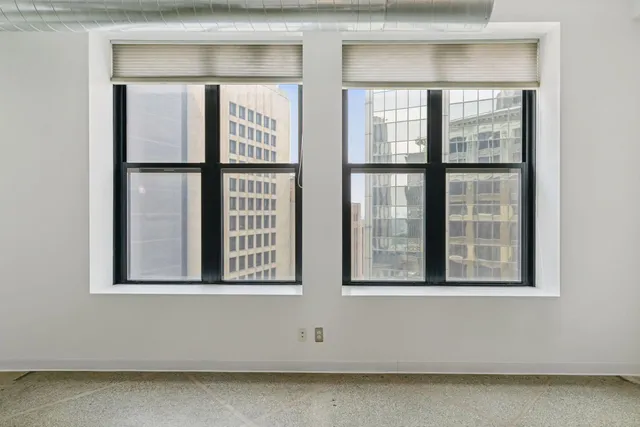 $235,000 | 350 St Peter Street, Unit 908, St. Paul, MN 55102