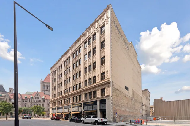 $235,000 | 350 St Peter Street, Unit 908, St. Paul, MN 55102