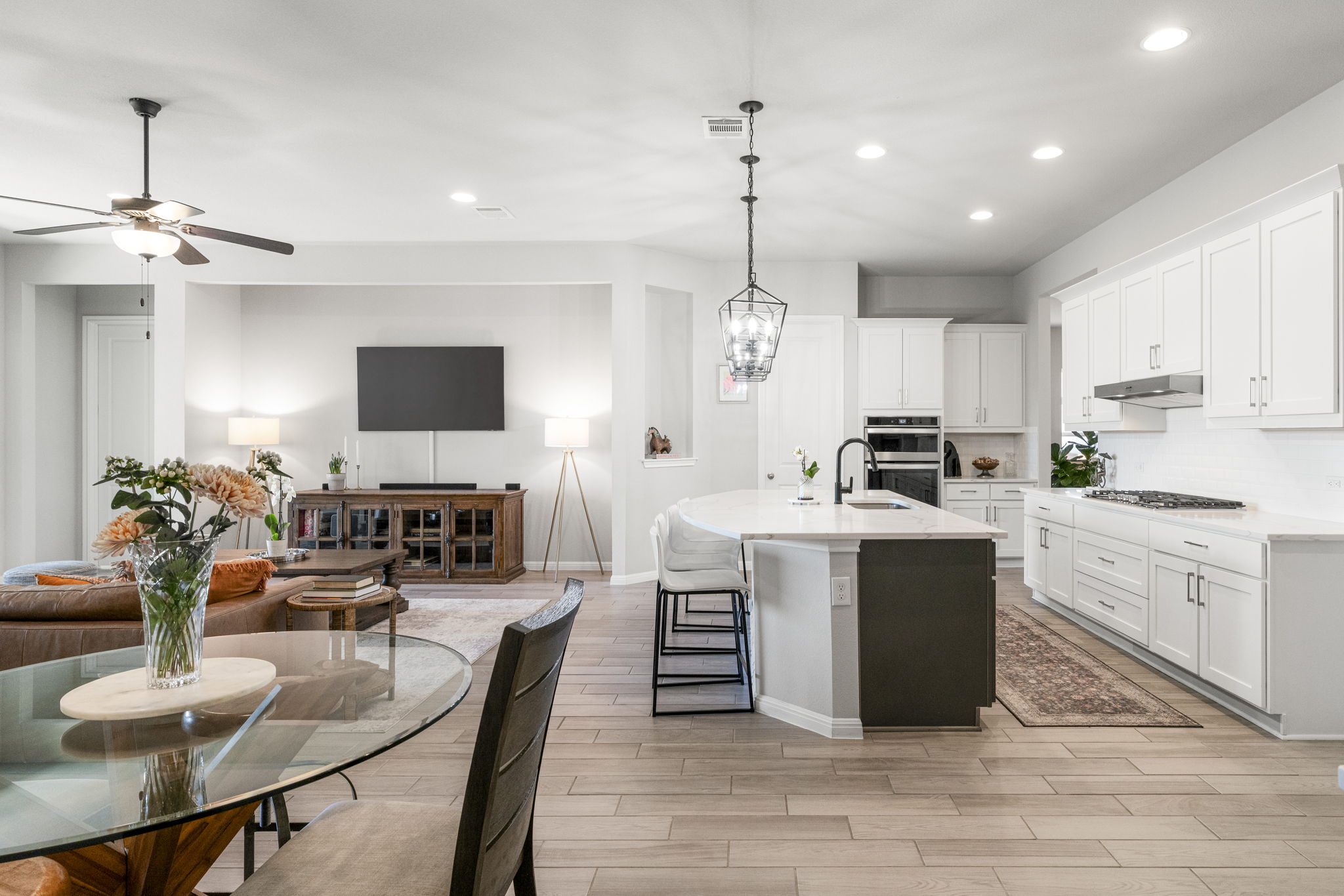 546 Hazy Hills Loop Dripping Springs, TX 78620 - Photo 19 of 40 This gourmet kitchen is designed for everyday ease while remaining ideal for hosting family and friends.
