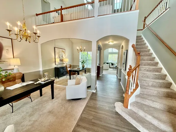 $474,900 | 305 Ashby Court, Geneva, IL 60134