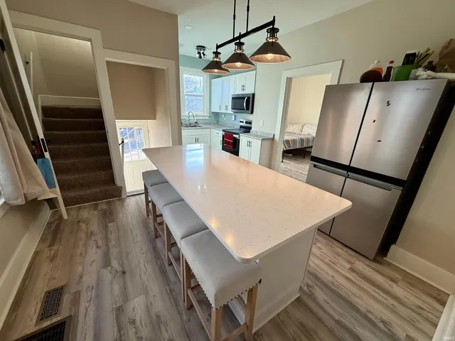 $179,900 | 2622 Hillcrest Terrace, Evansville, IN 47712