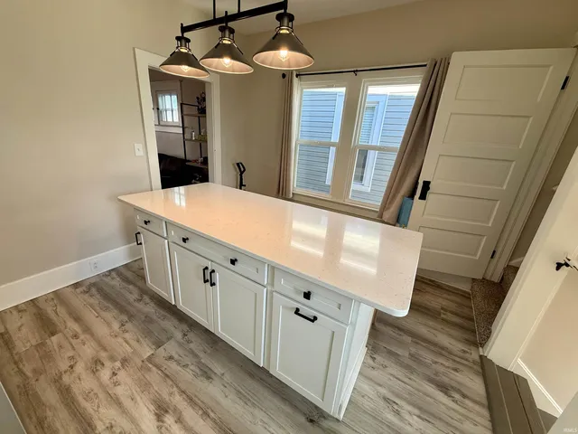 $179,900 | 2622 Hillcrest Terrace, Evansville, IN 47712