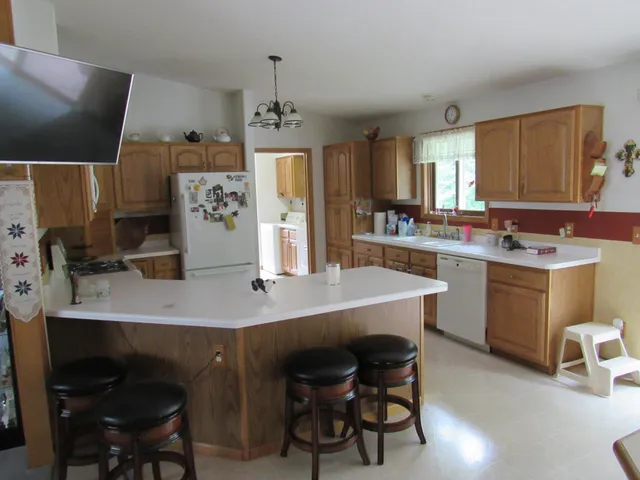 $199,900 | 93244 Sunbay Lane, Sturgeon Lake, MN 55783