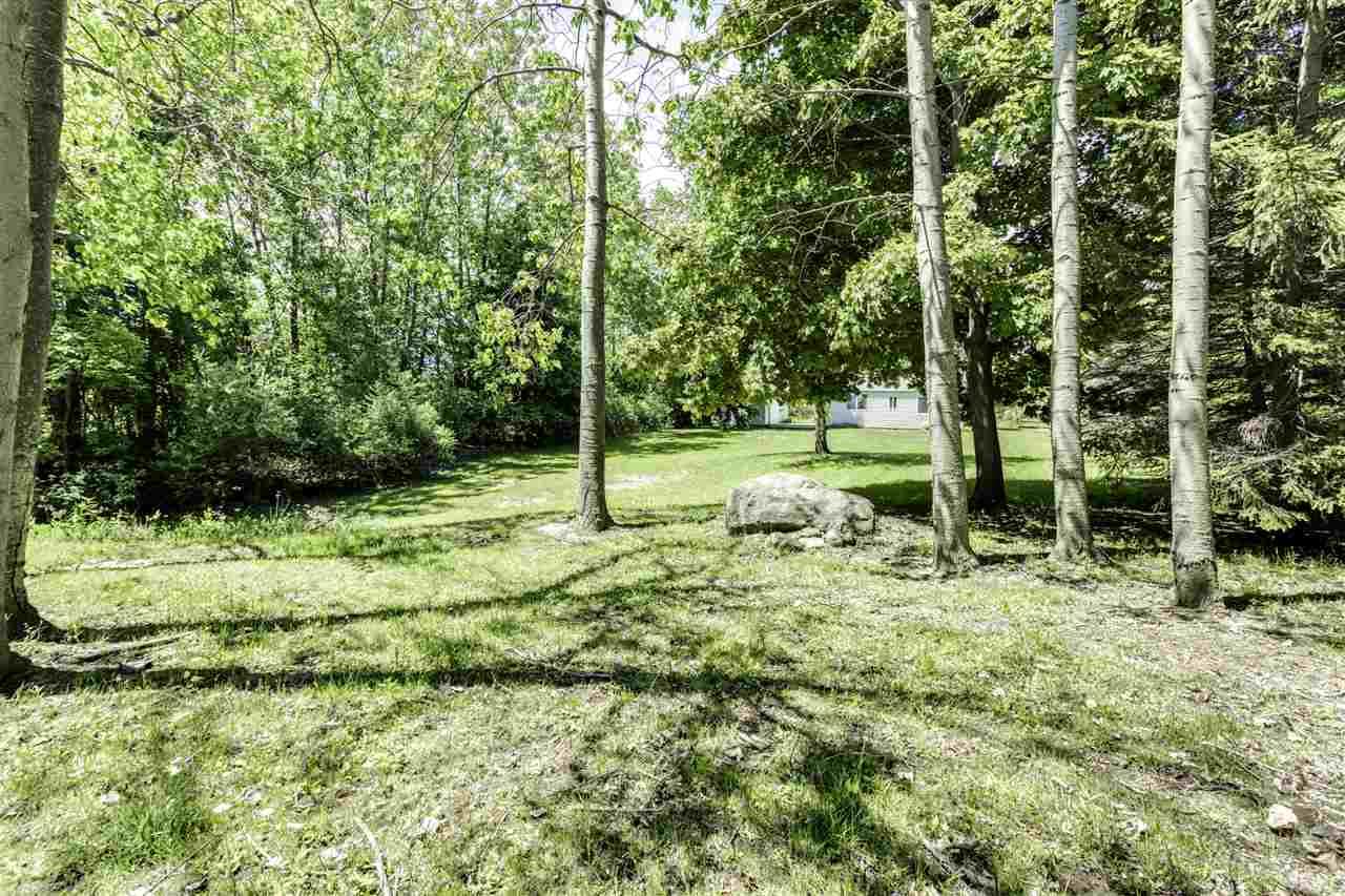 7142 Lakeshore Road Palms, MI 48465 - Photo 27 of 48