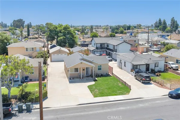 $1,175,000 | 5572 St Ann Avenue, Cypress, CA 90630