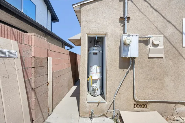 a view of a house with a outdoor space