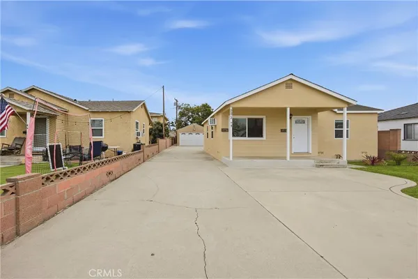 $1,175,000 | 5572 St Ann Avenue, Cypress, CA 90630