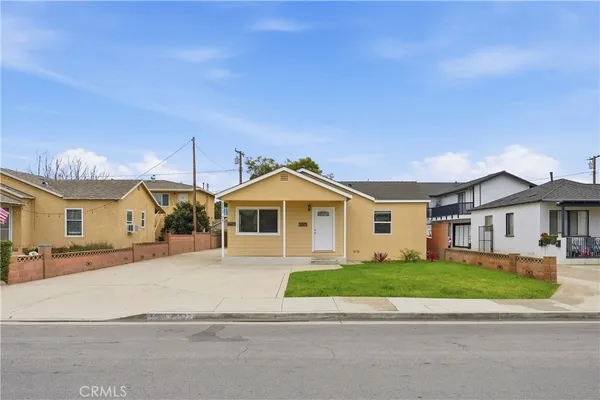 $1,175,000 | 5572 St Ann Avenue, Cypress, CA 90630