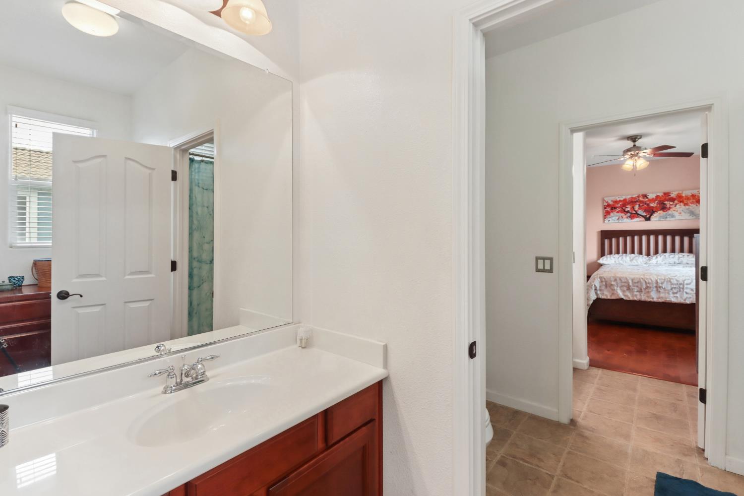 2012 Muscovy Road West Sacramento, CA 95691 - Photo 25 of 42 a en suite bathroom with a sink and a mirror