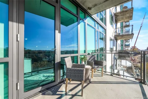 $630,000 | 701 Ridge Hill Boulevard, Unit 9C, Yonkers, NY 10710