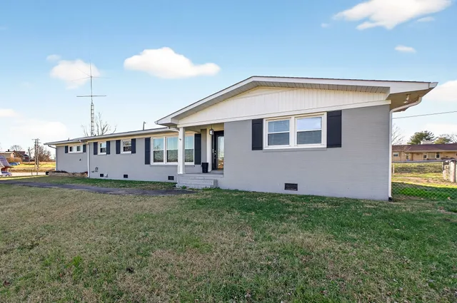 $409,000 | 513 North Spring Street, Sparta, TN 38583