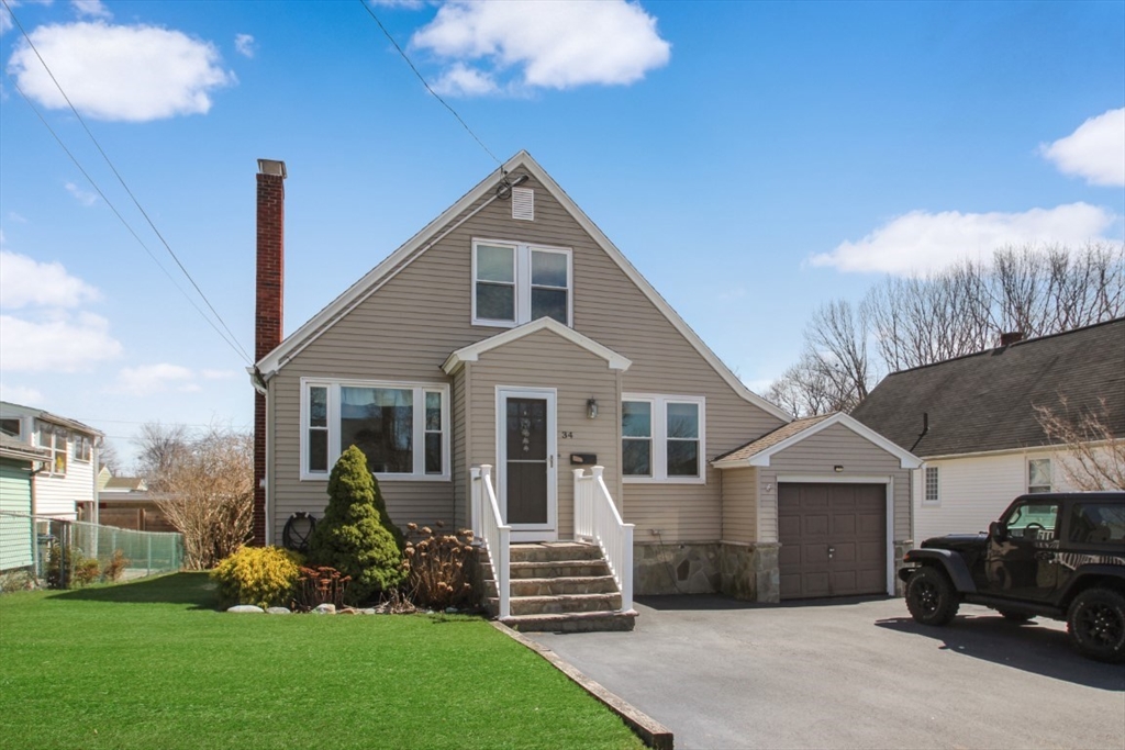 34 Ridge Road Methuen, MA 01844 - Photo 1 of 15 Gallery Image 1