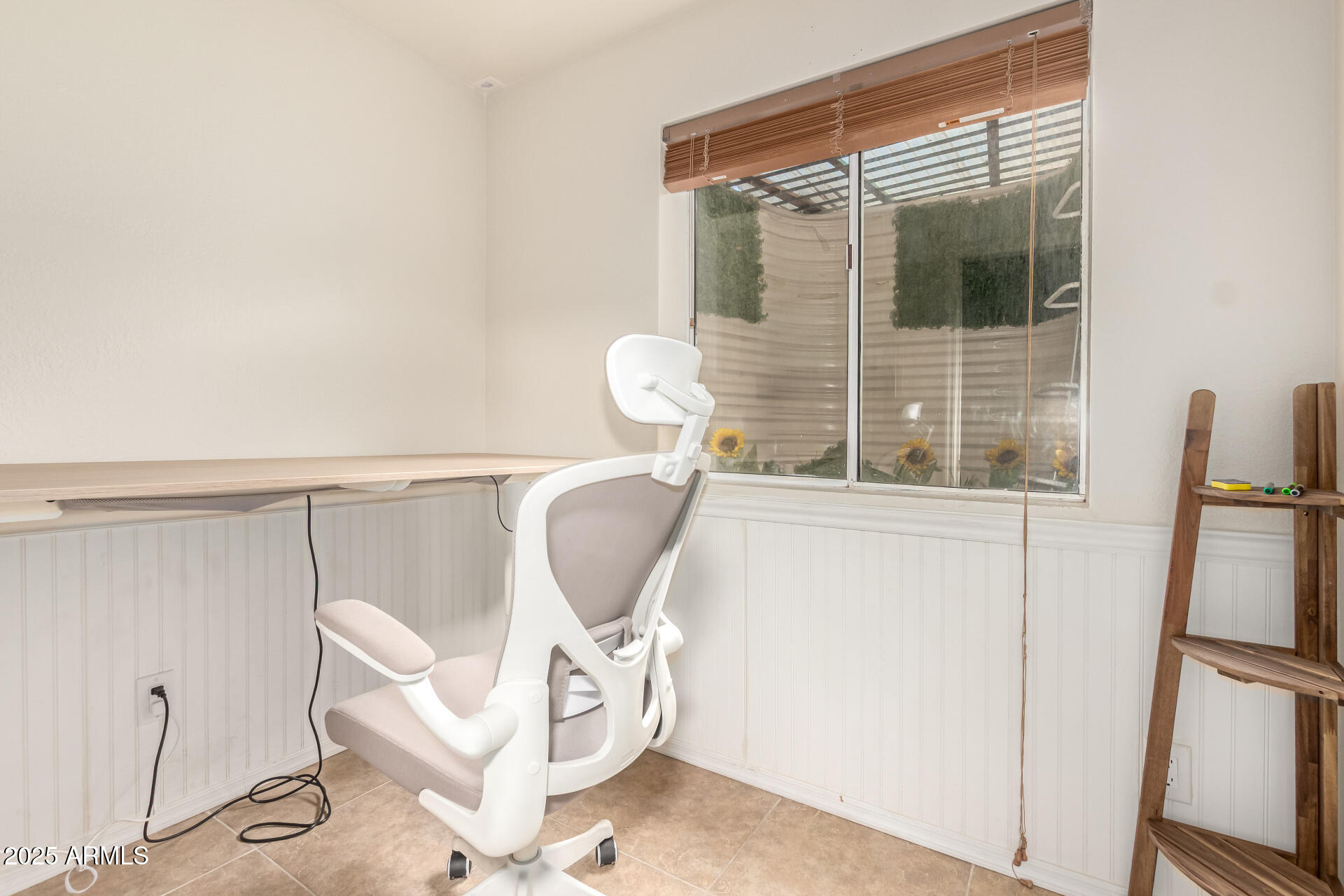 1691 East Gary Drive Chandler, AZ 85225 - Photo 39 of 45 a view of a room with a window