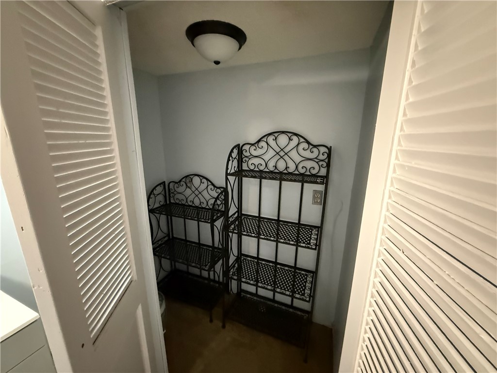 43 Eton Avenue Warwick, RI 02889 - Photo 13 of 13