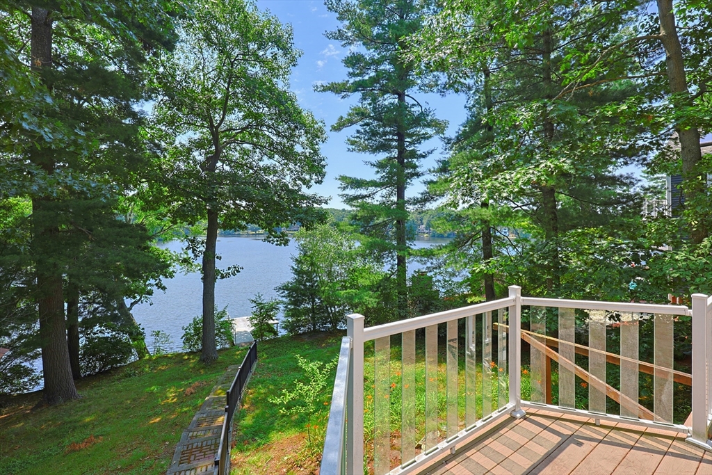 82 Ridge Road Foxboro, MA 02035 - Photo 10 of 32