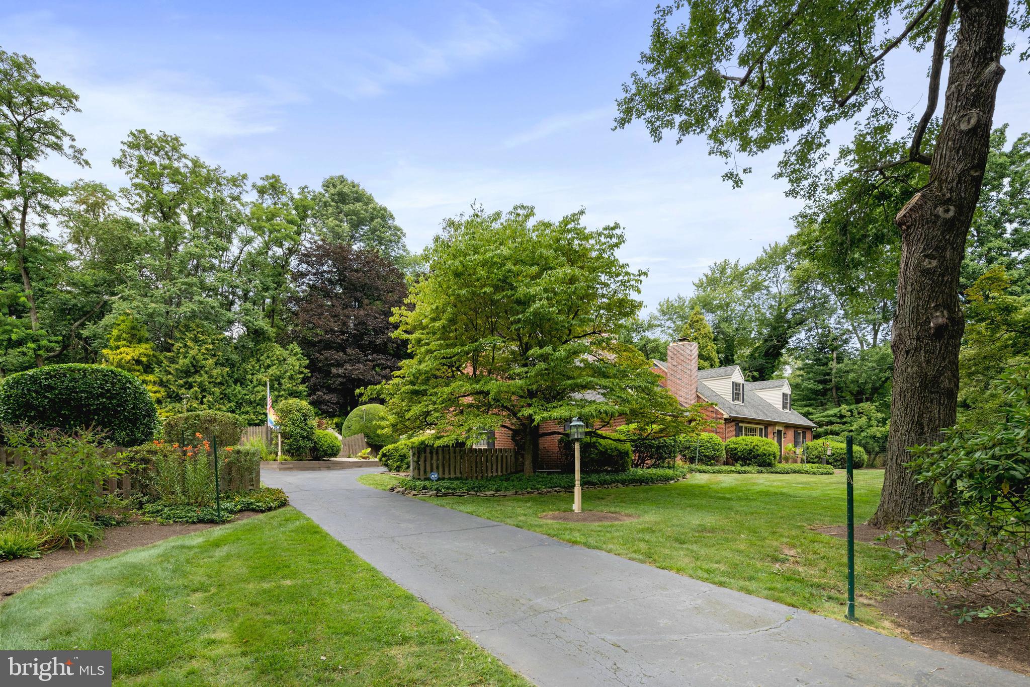 64 Wilburtha Road Ewing, NJ 08628 - Photo 3 of 30