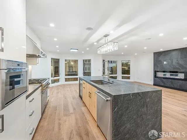 $4,988,000 | 174 18th Avenue, San Francisco, CA 94121