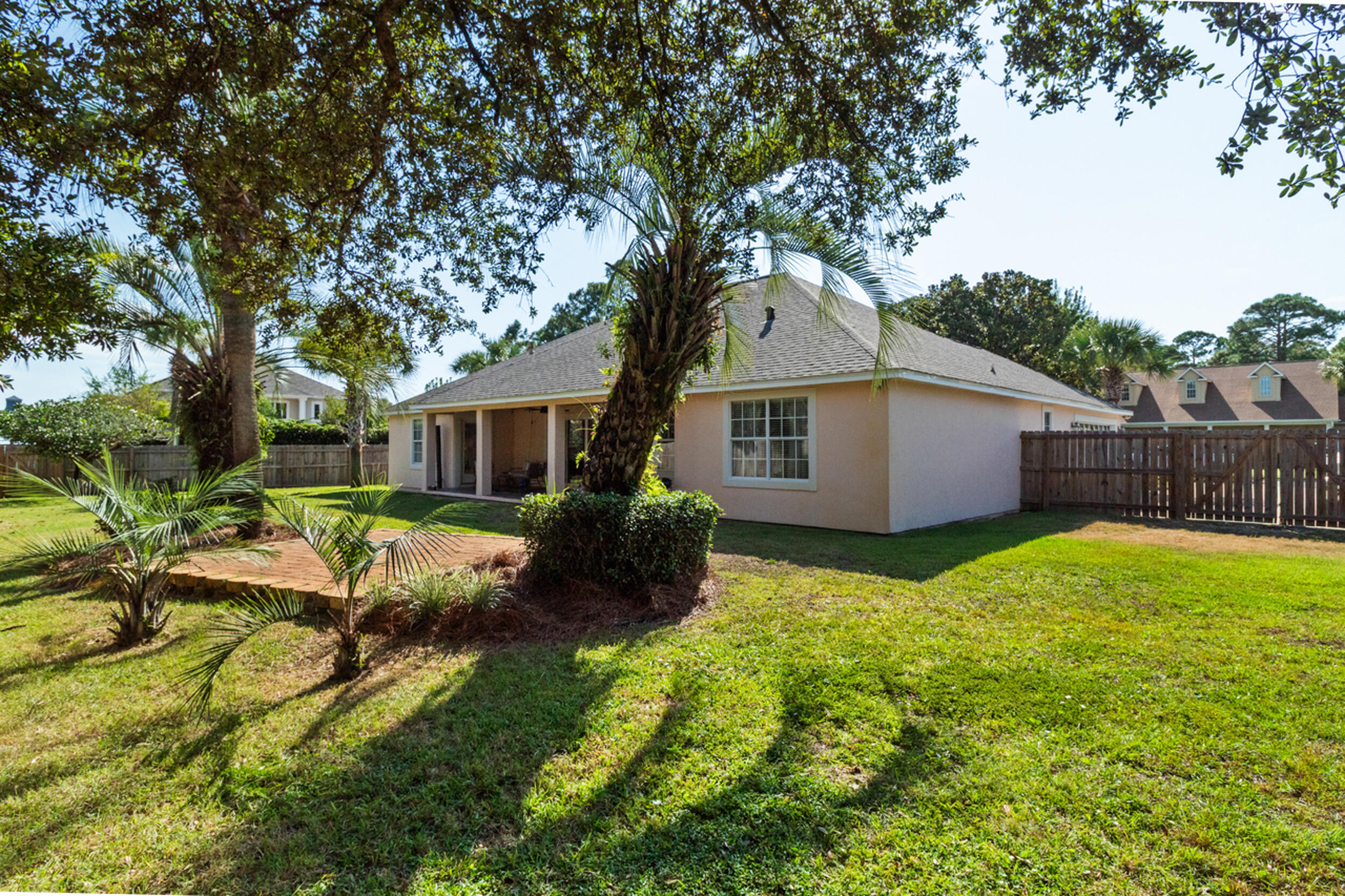 1908 Rue La Fontaine Navarre, FL 32566 - Photo 11 of 52 43_img_8025