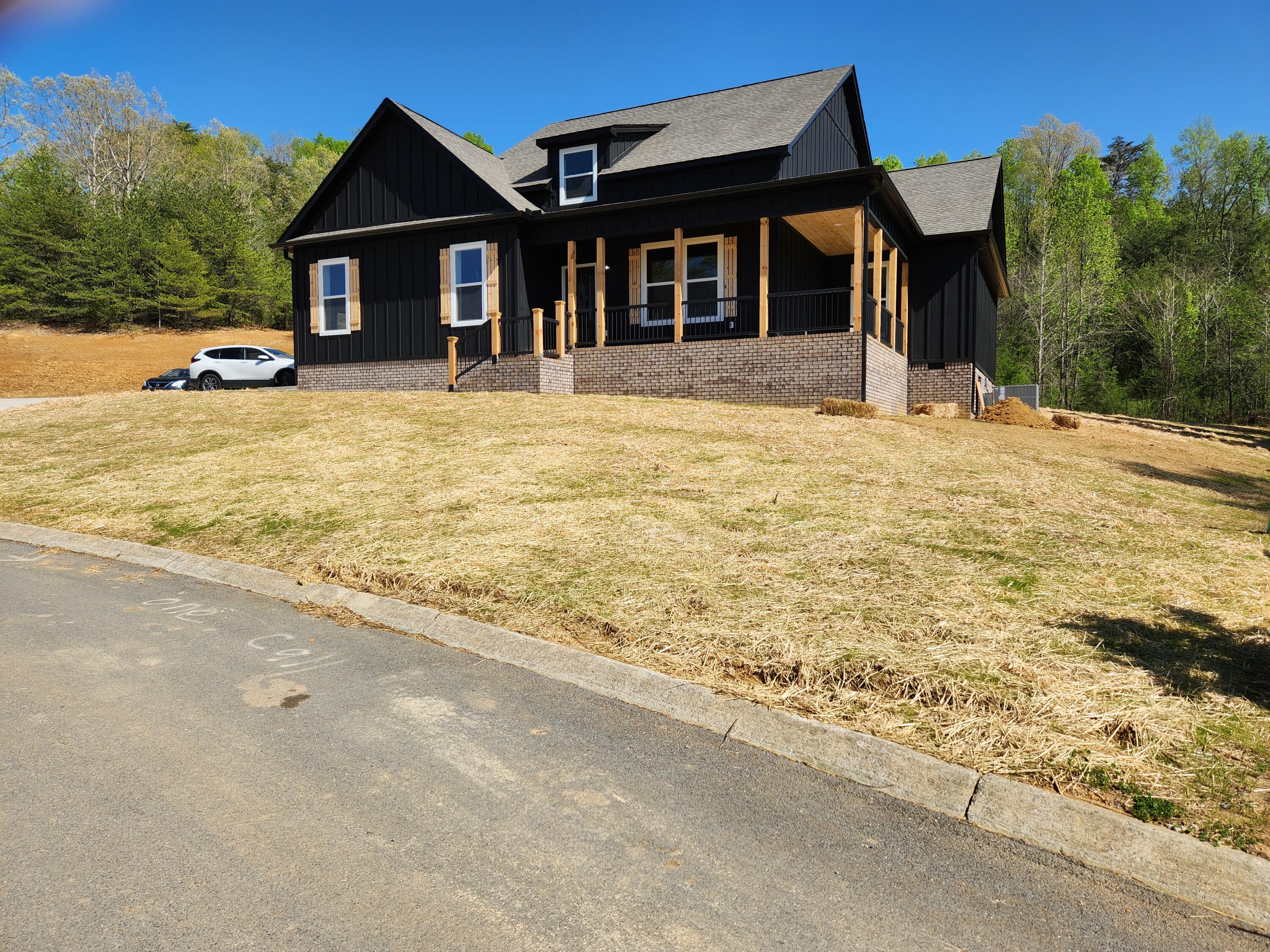 180 West Park Circle Decatur, TN 37322 - Photo 4 of 31 20250409_161853