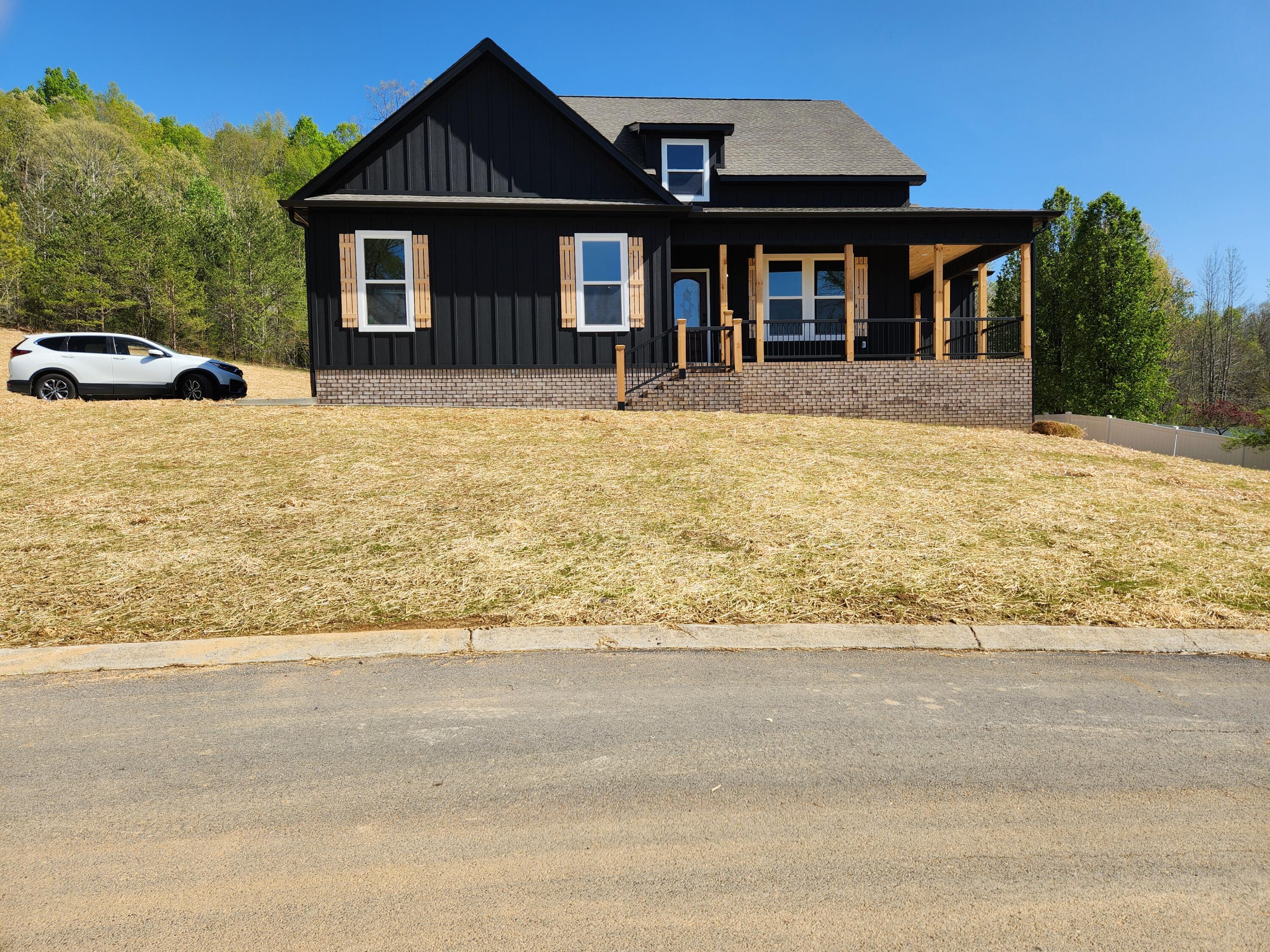 180 West Park Circle Decatur, TN 37322 - Photo 5 of 31 20250409_161821