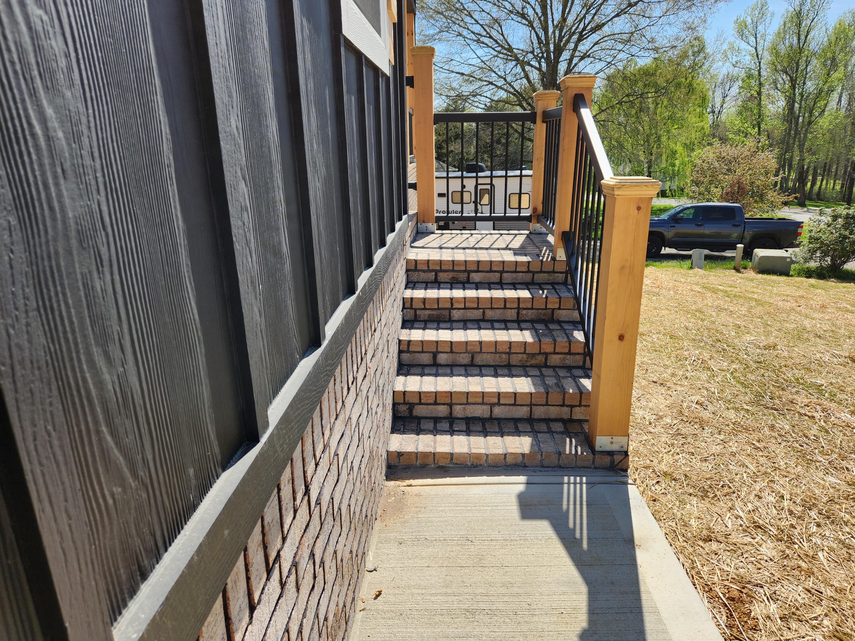 180 West Park Circle Decatur, TN 37322 - Photo 6 of 31 20250409_160934