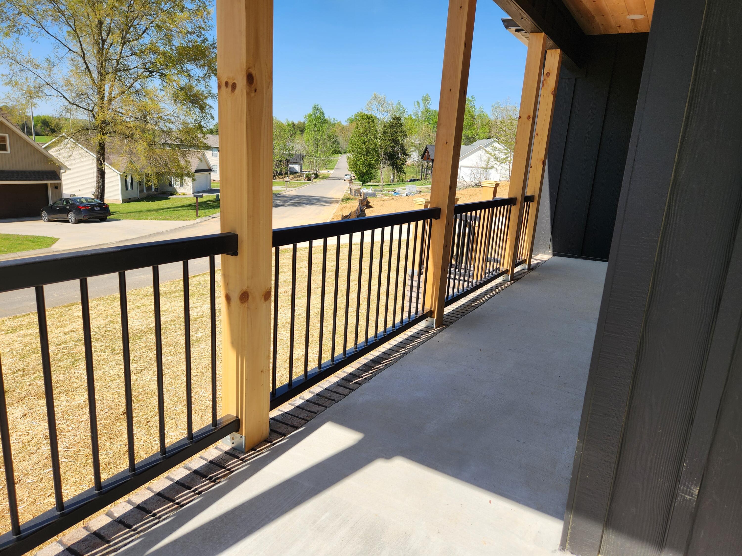 180 West Park Circle Decatur, TN 37322 - Photo 7 of 31 20250409_160858
