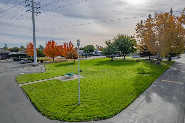 a view of a outdoor space