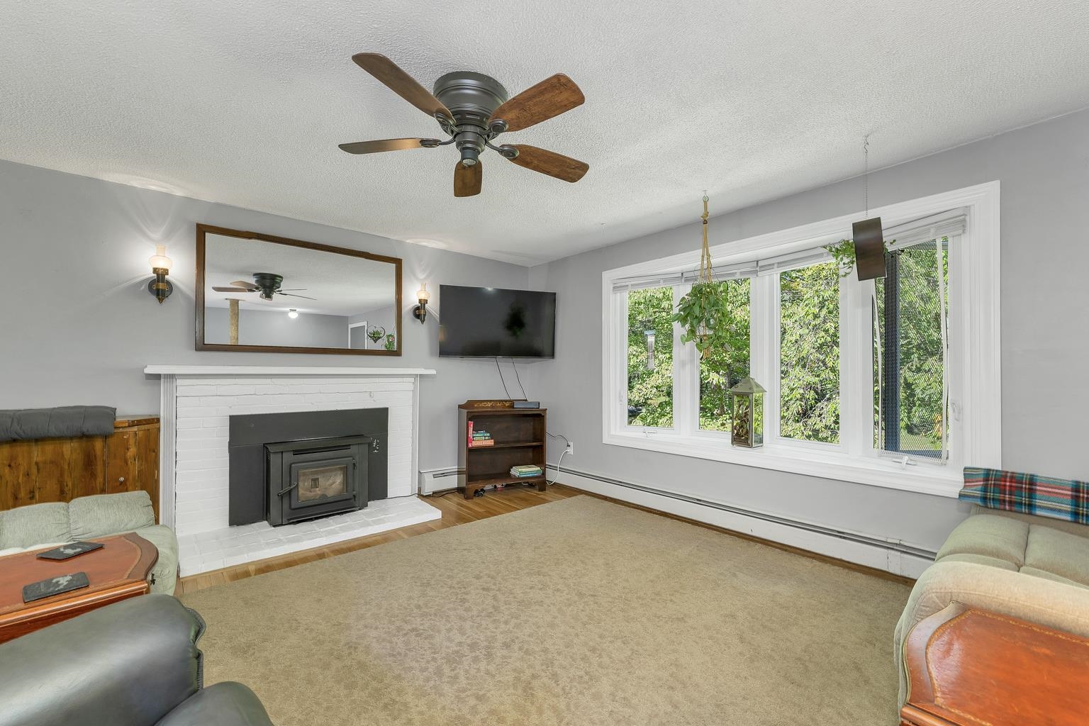 33 Gale Village Road Newton, NH 03858 - Photo 12 of 57 Gallery Image 12
