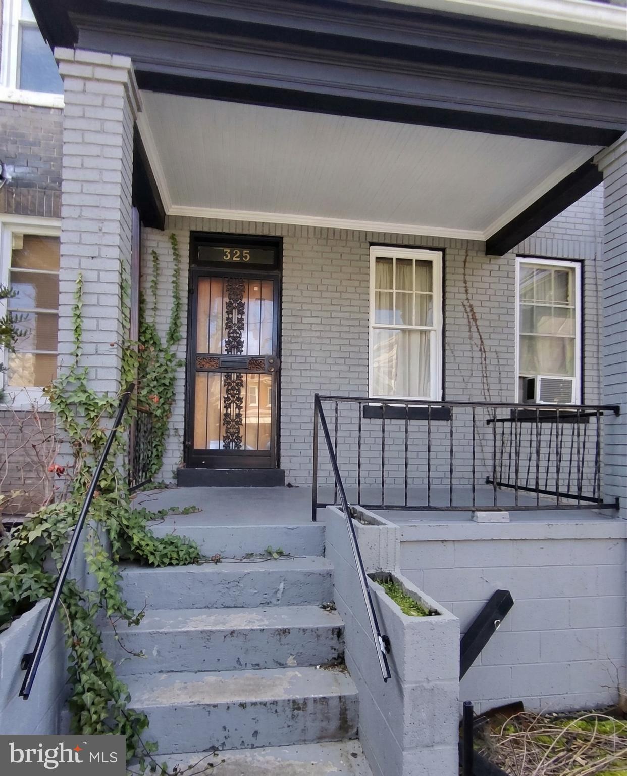 325 Bryant Street Northeast Washington, DC 20002 - Photo 2 of 28 a view of entryway with a front door