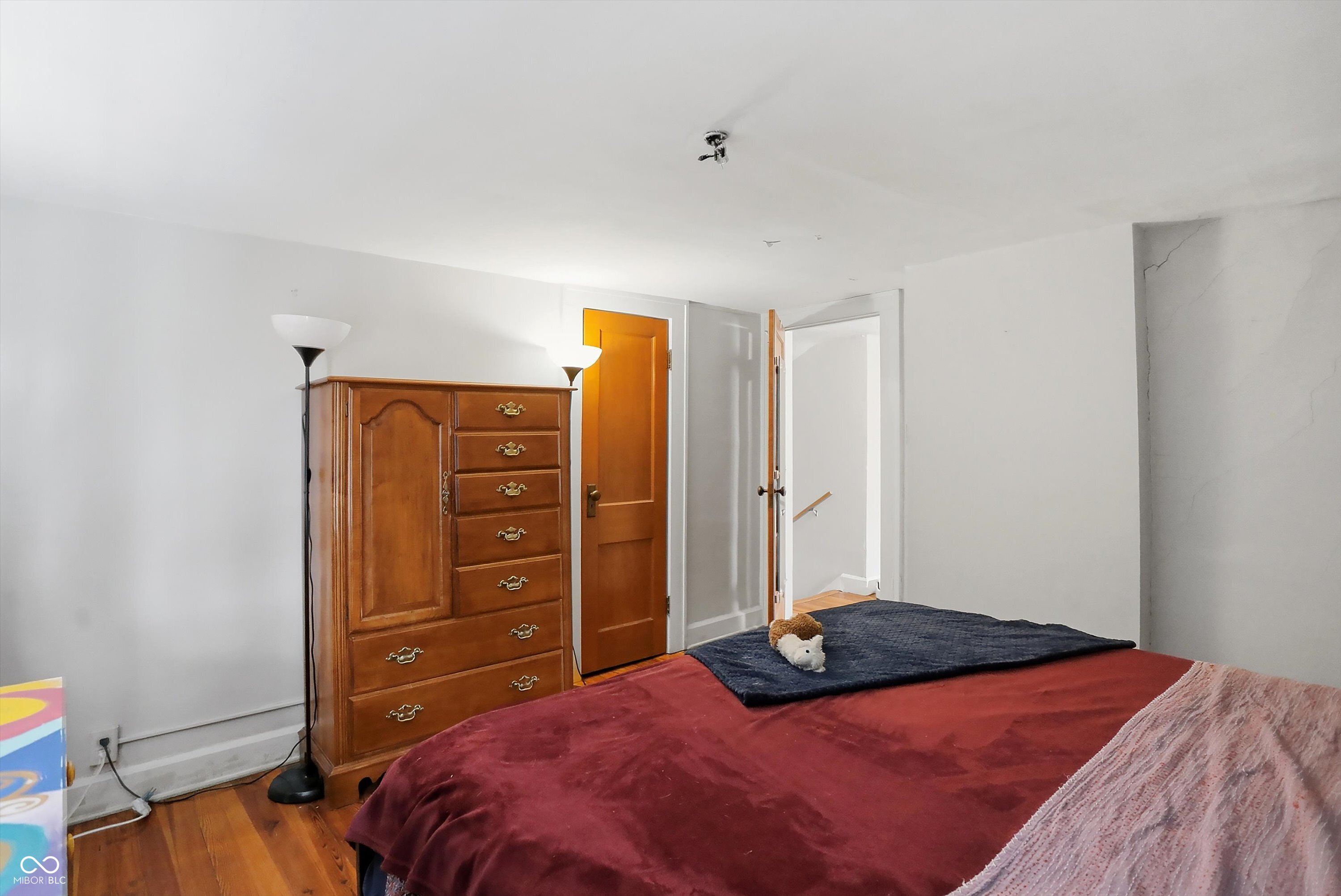 301 Belmar Avenue Indianapolis, IN 46219 - Photo 21 of 32