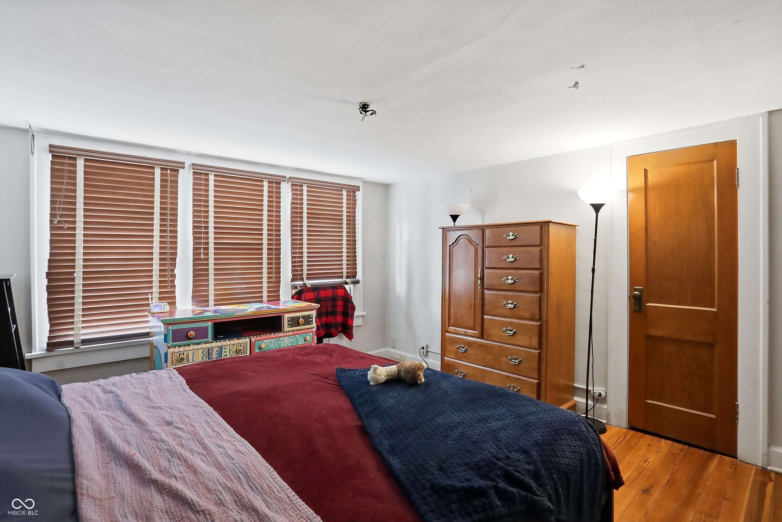 301 Belmar Avenue Indianapolis, IN 46219 - Photo 22 of 32