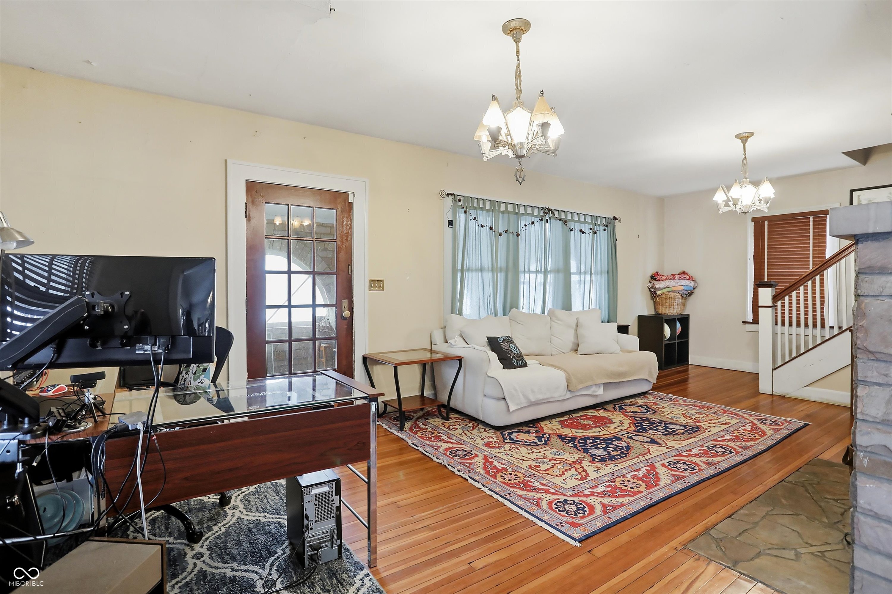 301 Belmar Avenue Indianapolis, IN 46219 - Photo 8 of 32