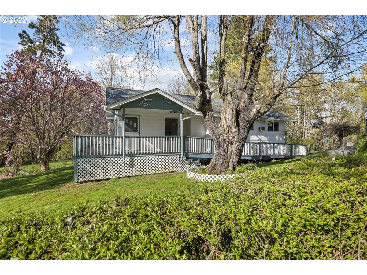 1507 Orchard Road Hood River, OR 97031 - Photo 20 of 28