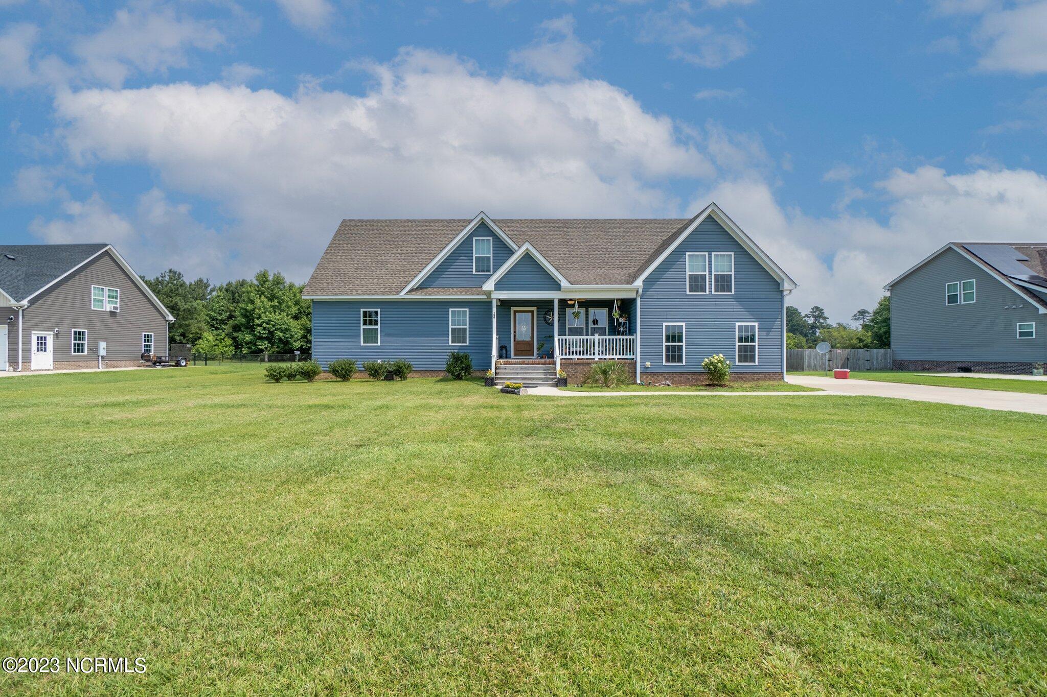 134 Elliott Road Aydlett, NC 27916 - Photo 1 of 37 Front