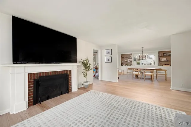 $284,900 | 421 Hillsdale Avenue, Syracuse, NY 13206