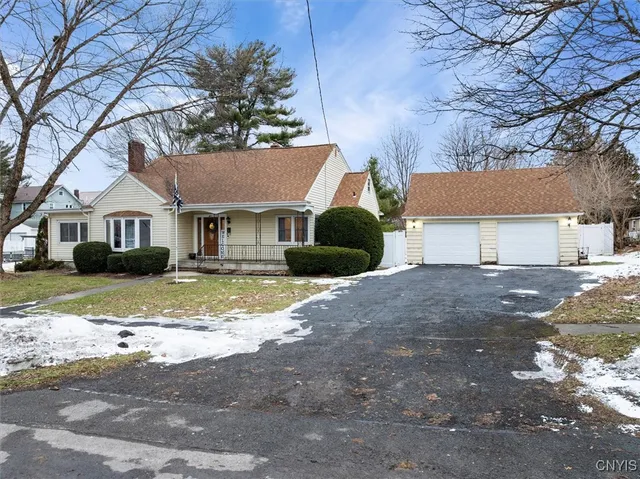 $284,900 | 421 Hillsdale Avenue, Syracuse, NY 13206