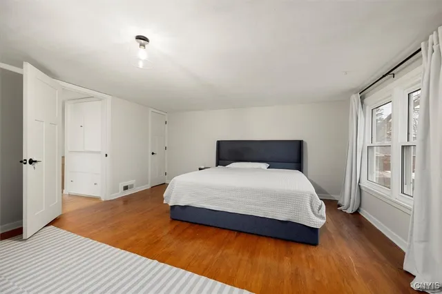 $284,900 | 421 Hillsdale Avenue, Syracuse, NY 13206