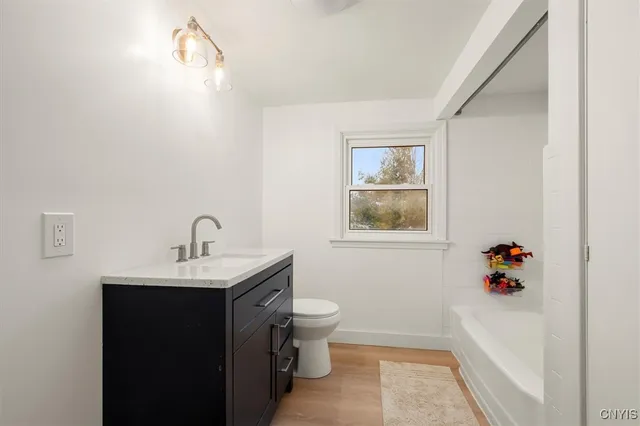 $284,900 | 421 Hillsdale Avenue, Syracuse, NY 13206