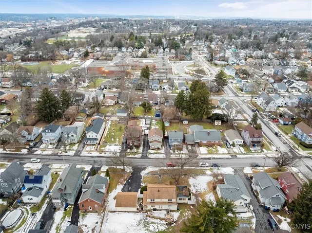 $284,900 | 421 Hillsdale Avenue, Syracuse, NY 13206
