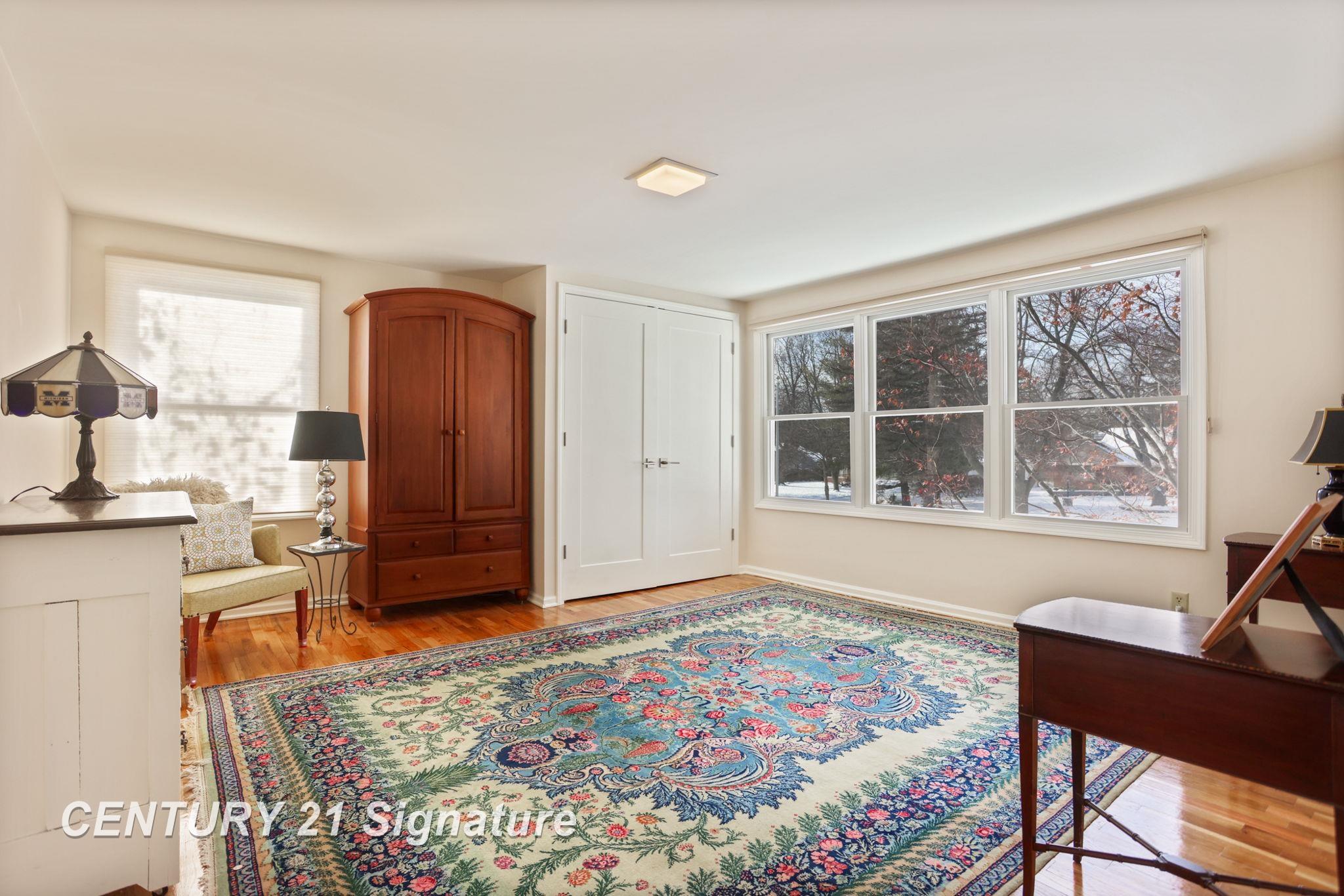49 Benton Road Saginaw, MI 48602 - Photo 37 of 56 50195912-4158d7a6-12c4-4552-93da-f12ef56e93ef.JPG