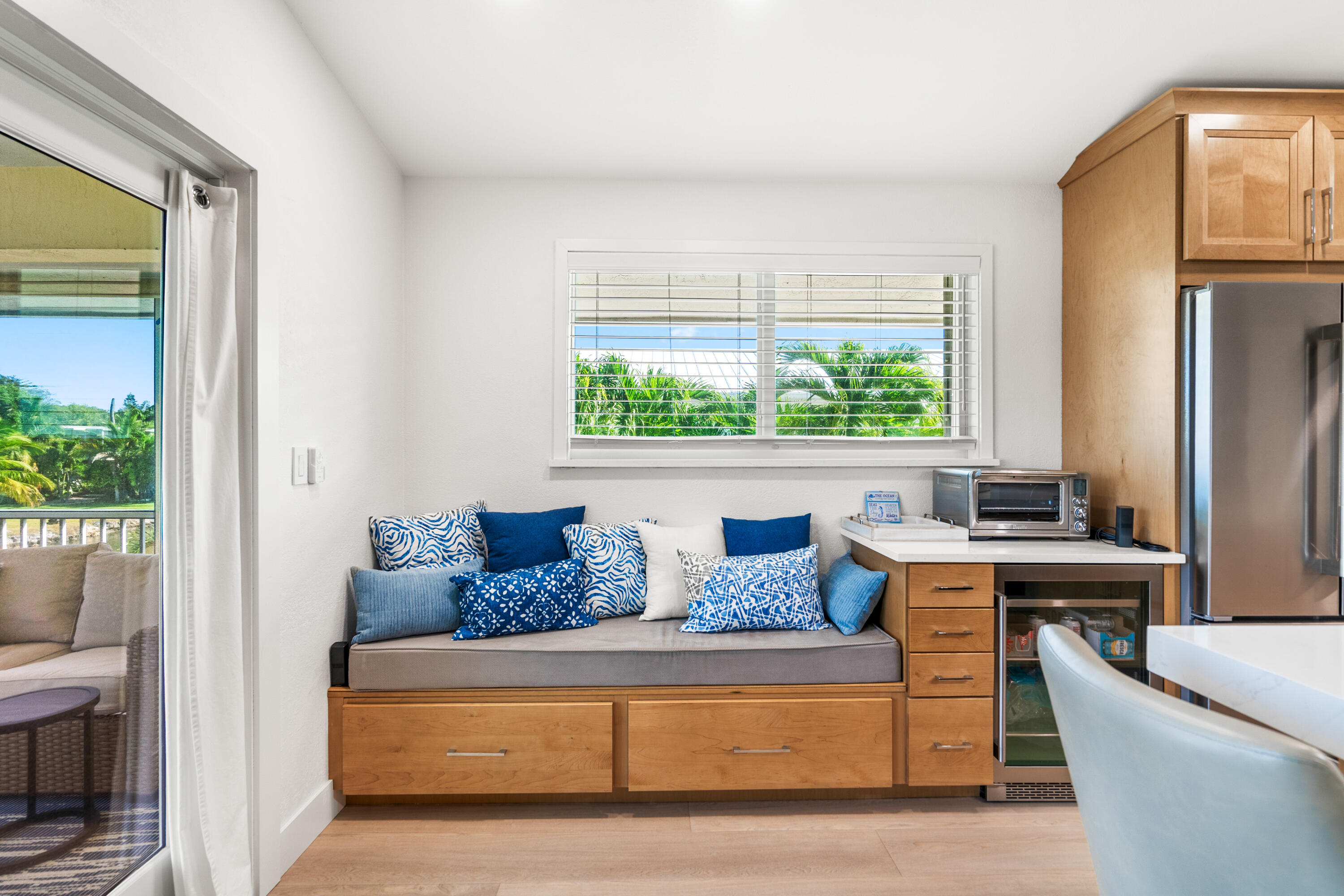 114 Spoonbill Road Tavernier, FL 33070 - Photo 9 of 43 Built-In Seating