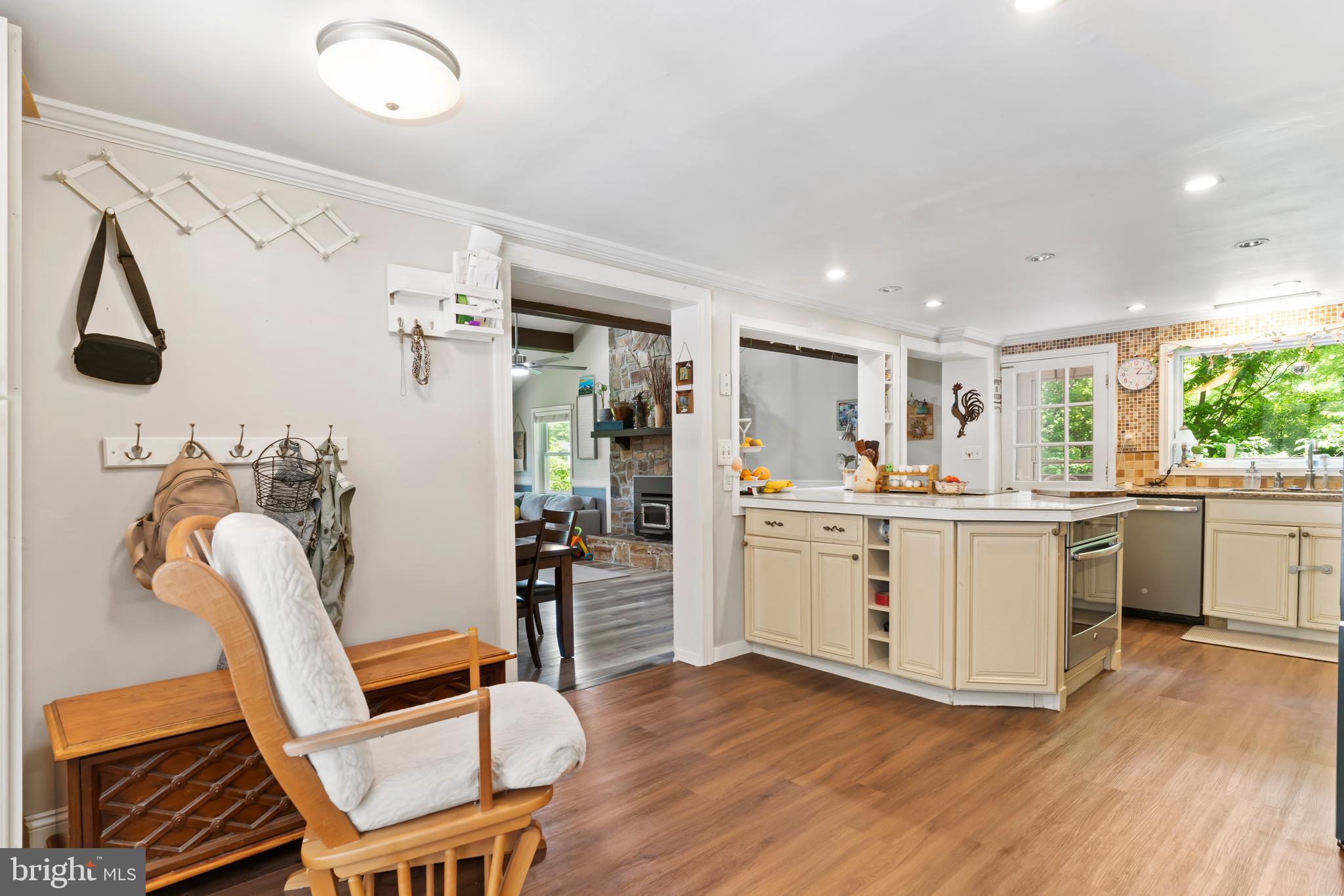4968 Erbs Bridge Road Mechanicsburg, PA 17050 - Photo 3 of 59