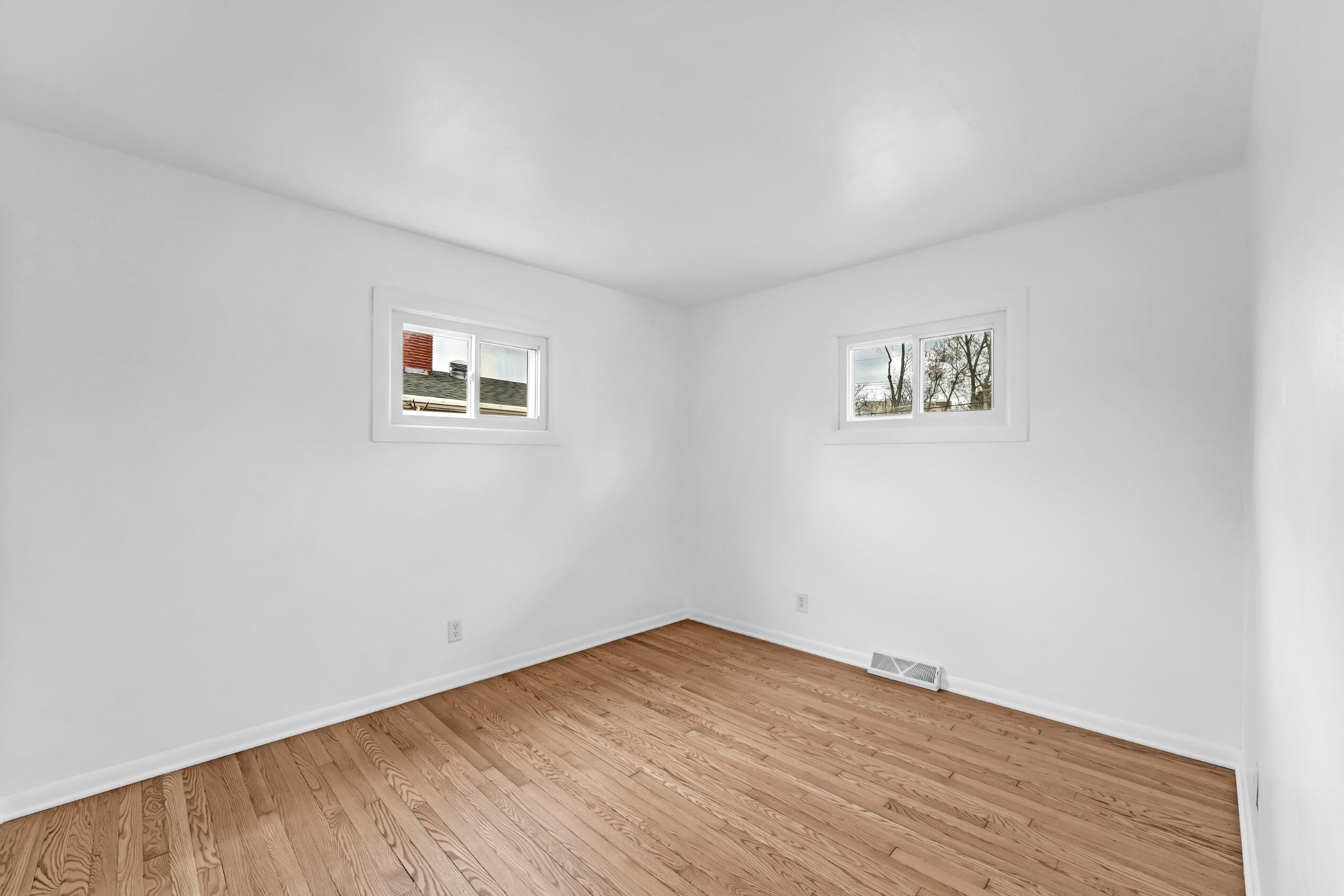 3731 St Andrews Boulevard Racine, WI 53405 - Photo 13 of 28 Photo (13)