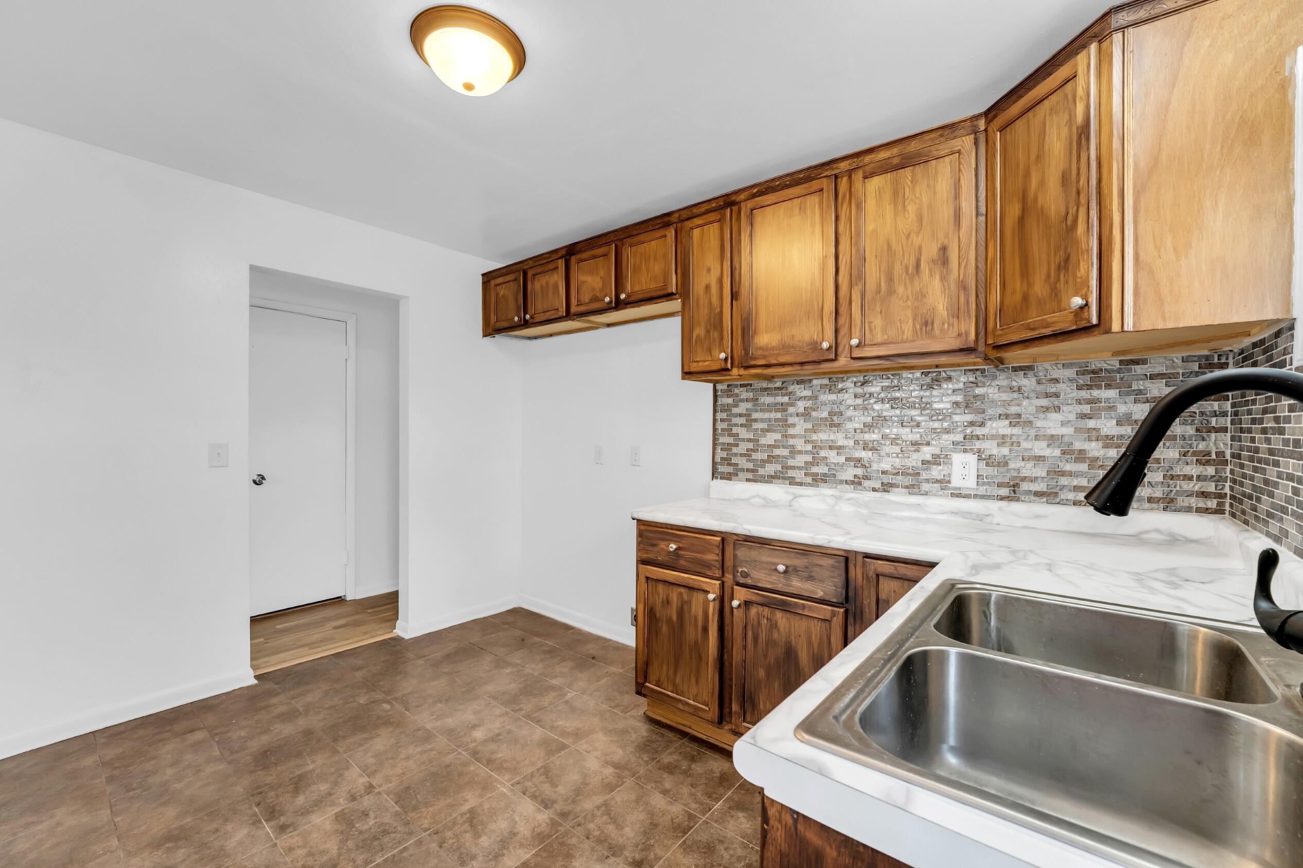 3731 St Andrews Boulevard Racine, WI 53405 - Photo 18 of 28 Photo (18)