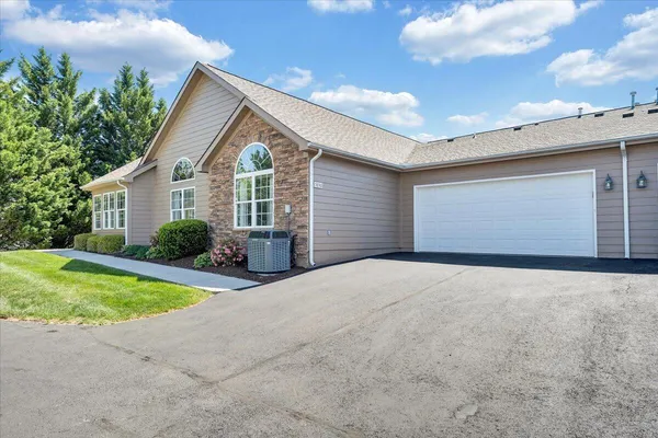 $435,000 | 5650 Orchard Villas Circle, Roanoke, VA 24019