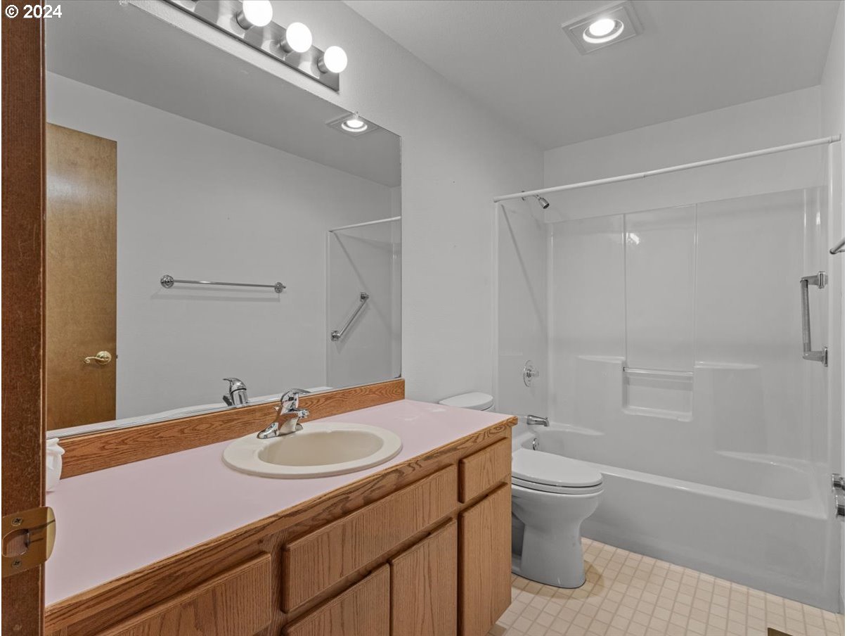 16286 Southwest 129th Terrace Portland, OR 97224 - Photo 21 of 34 Gallery Image 21